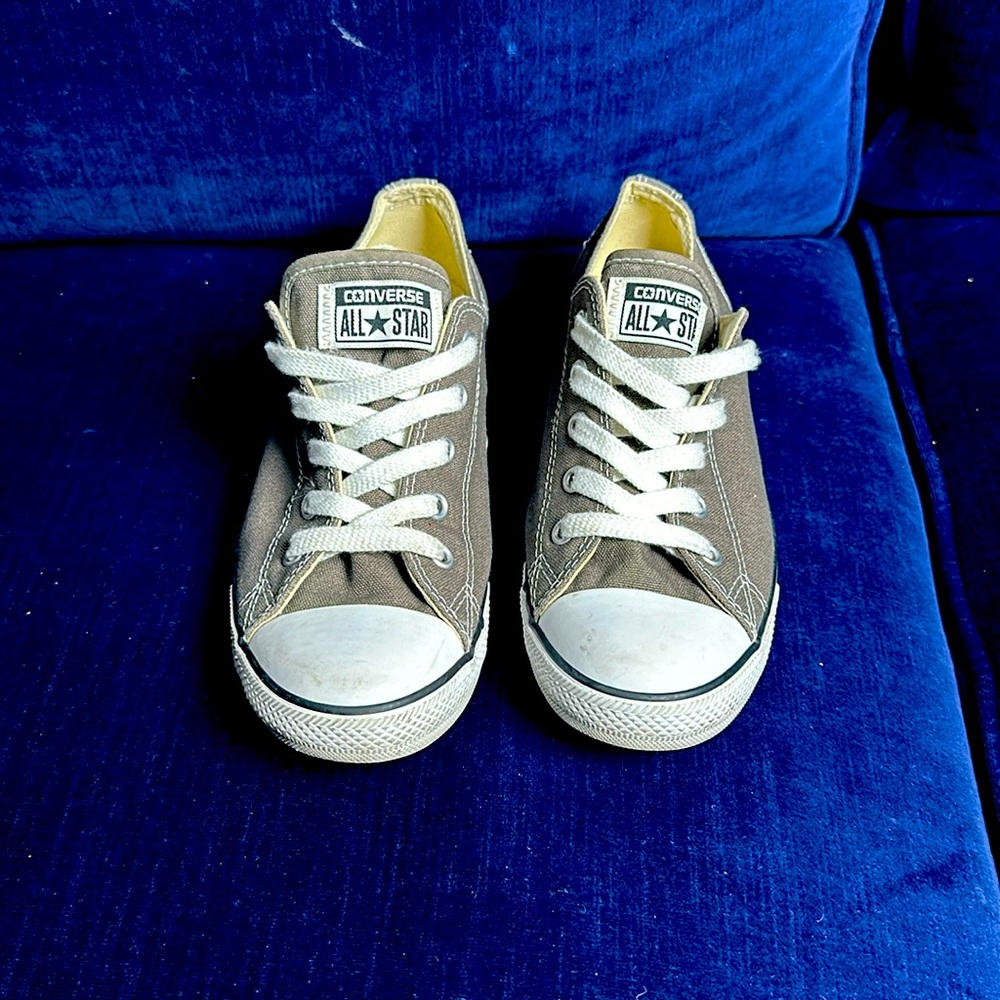 Converse gray color